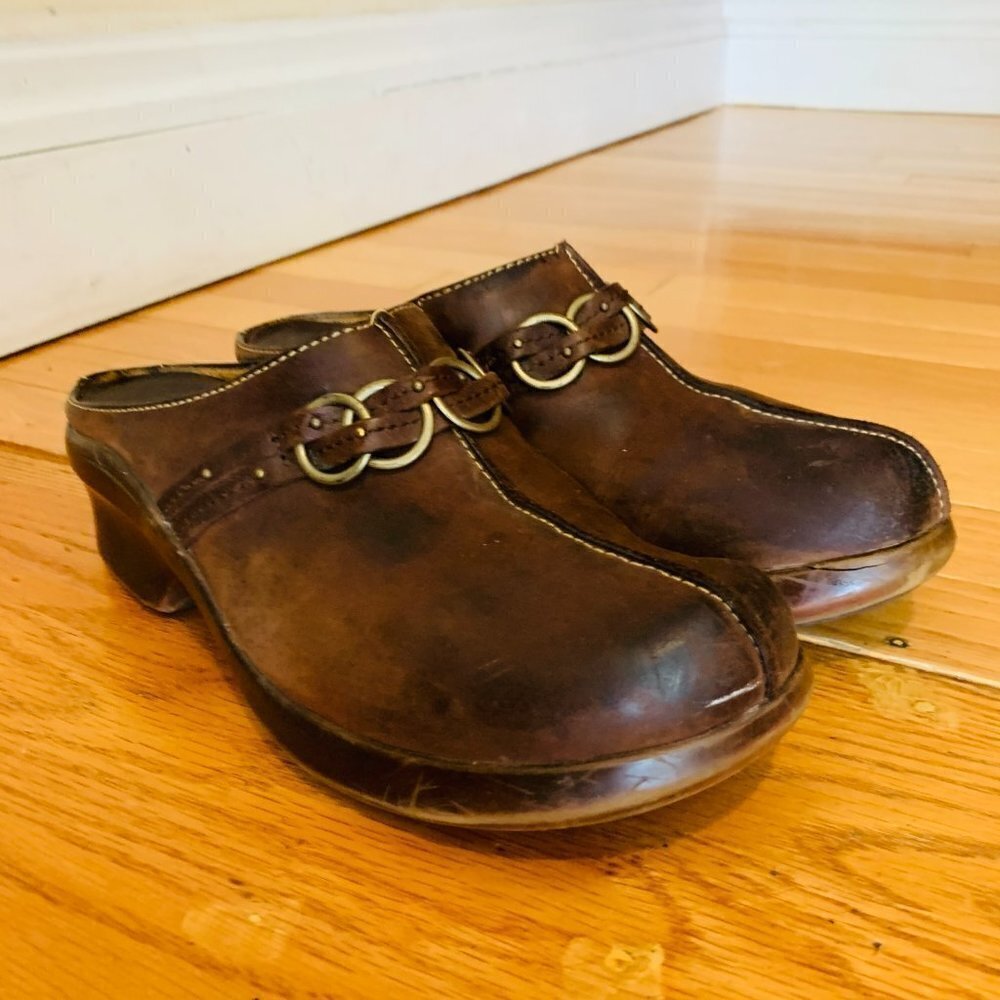 Womens Ariat Leather Heeled Clogs Slides Mules  8.5 B - Picture 3 of 16